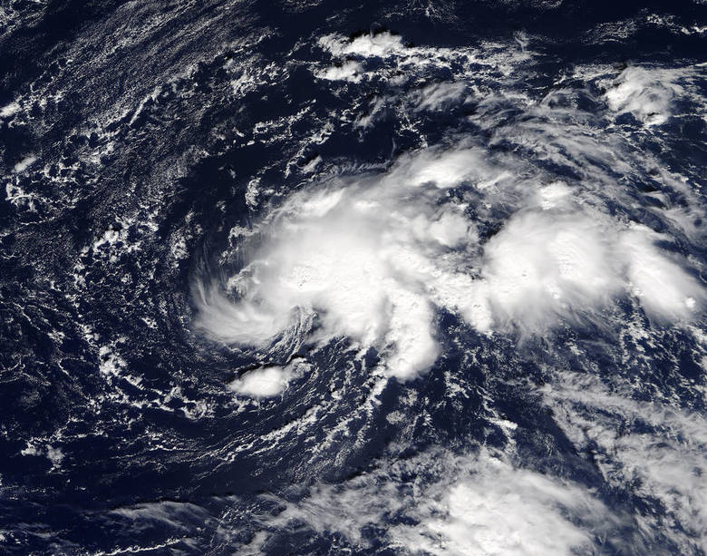 Ophelia na zdjęciu satelitarnym z 10 października.