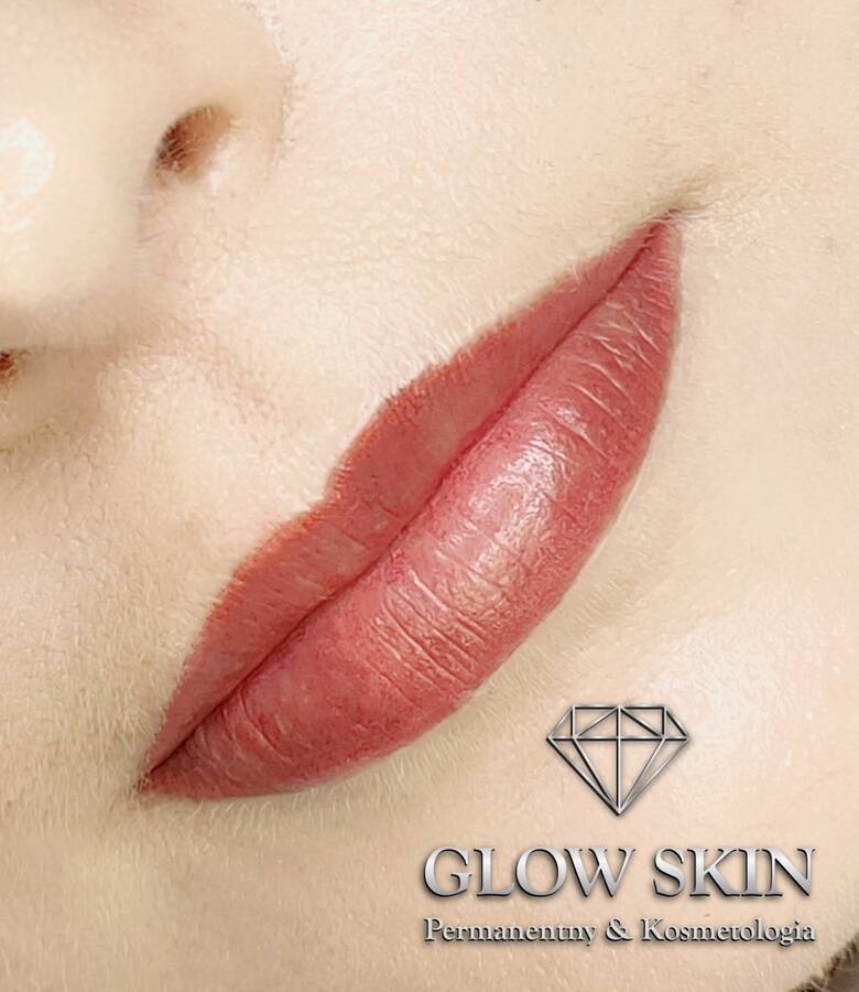 Salon kosmetologiczny GLOW SKIN Permanentny & Kosmetologia                  