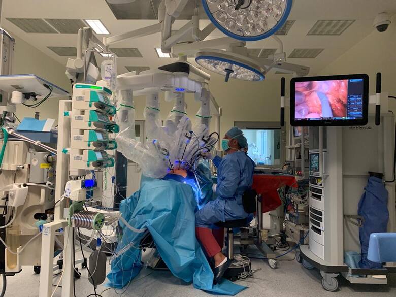 Operacja z wykorzystaniem robota da Vinci w Wojewódzkim Szpitalu Zespolonym w Białymstoku.