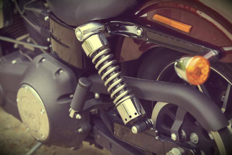 Testujemy: Harley-Davidson Dyna Street Bob Special Edition - z większym piecem (WIDEO)