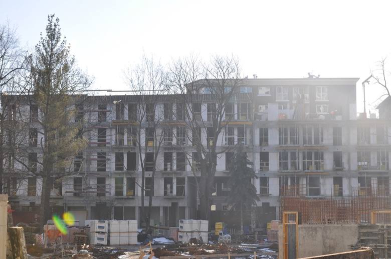 Przebudowa dawnego szpitala im. Babińskiego przy pl. Jana Pawła II w kompleks Bulwar Staromiejski