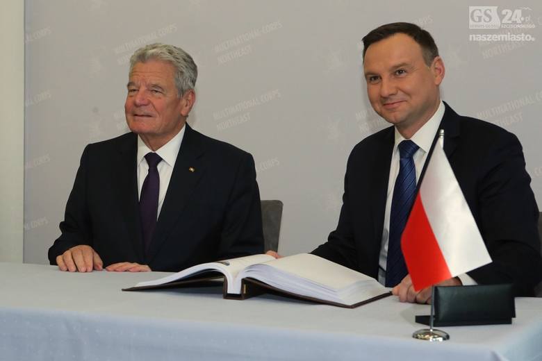 Prezydenci Duda i Gauck w Koszarach Bałtyckich 