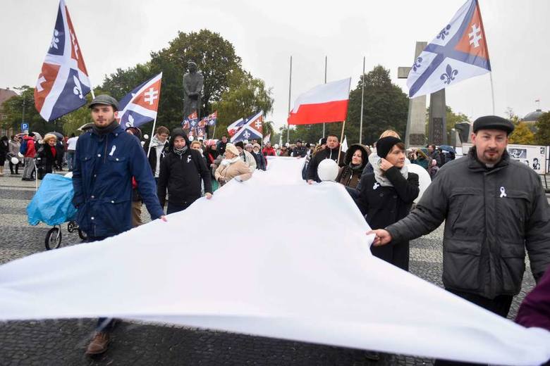 Biały Marsz przeszedł ulicami Poznania