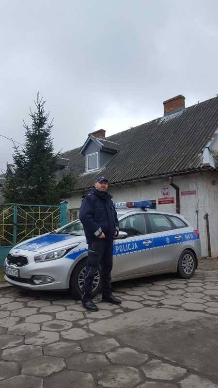 Dzięki szybkiej reakcji aspiranta Rafała Waśko dzielnicowego zKomisariatu Policji w Cedrach Wielkich nie doszło do wybuchu gazu wbudynku mieszkalnym