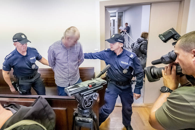 Zygmunt P. oskarżony o zabójstwo 14-letniego pasierba w Gogolewie, przyznał się w piątek do zarzutów.