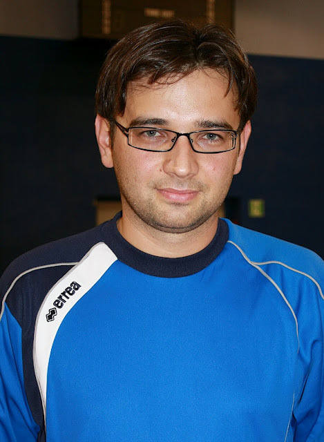 Kondard Waszczykowski jest fizjoterapeutą koszykarek z Pabianic i reprezentacji Polski.