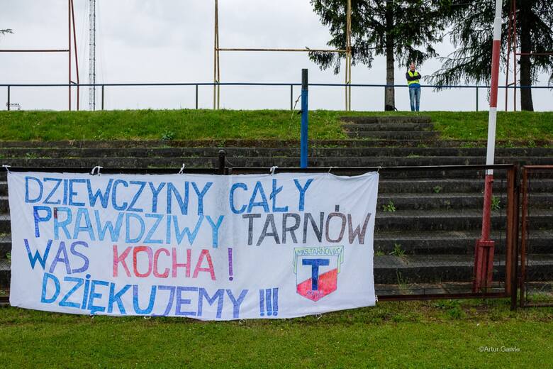W ostatnim meczu I ligi na własnym boisku piłkarki Tarnovii pokonały Pogoń Dekpol Tczew 5:1