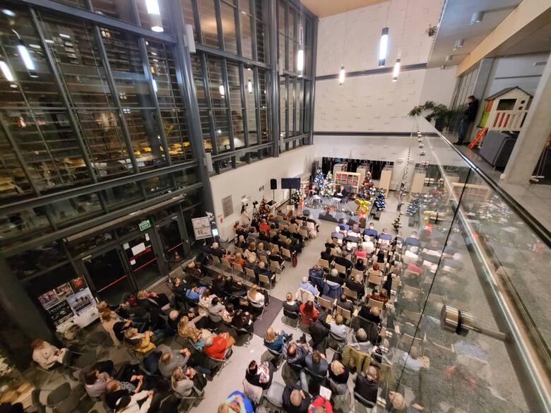Uroczyste spotkanie w ramach Miejskiej Biblioteki Publicznej w Oświęcimiu w ramach jubileusz 75-lecia placówki