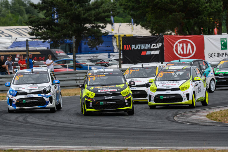 Już w najbliższy weekend na torze Hungaroring rusza kolejny sezon Kia Platinum Cup – najważniejszej i najpopularniejszej polskiej serii wyścigowej. Po
