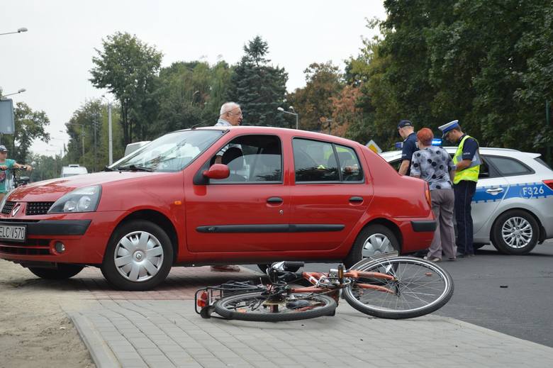 Nastolatka uległa w Łowiczu poważnemu wypadkowi (Zdjęcia)