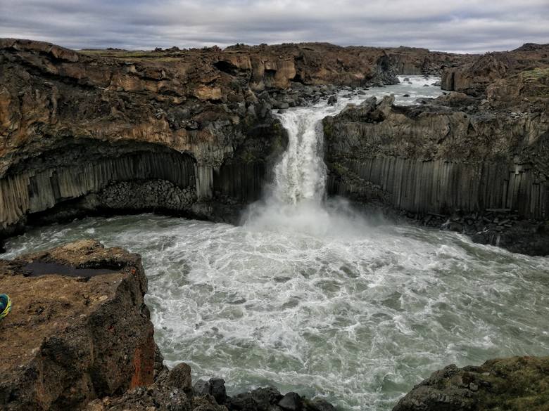 Dzień trzeci: wodospad Aldeyjarfoss na północy Islandii