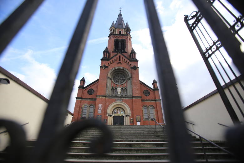 W katedrze w Sosnowcu w dwa lata po pożarze wciąż trwa remont