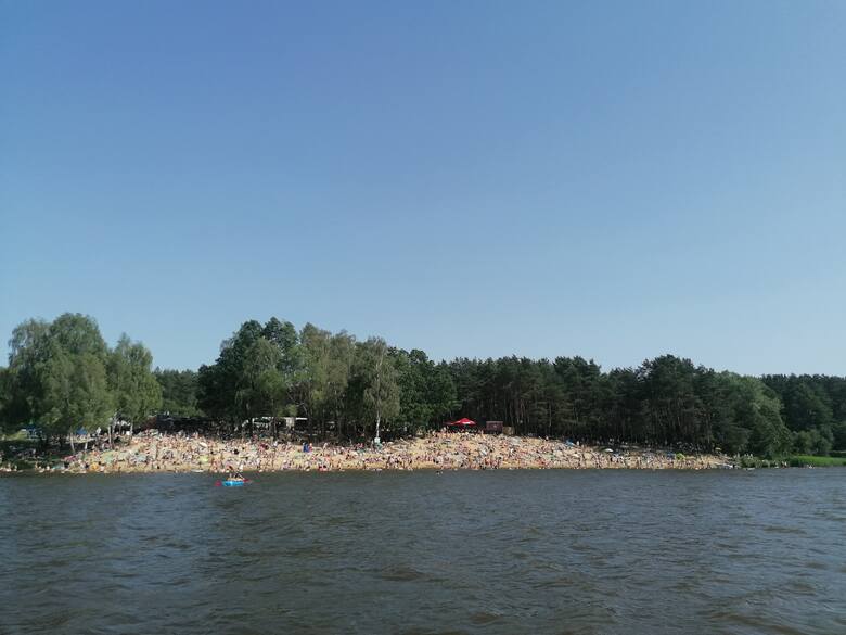 Zalew „Cedzyna”, plaża w Leszczynach
