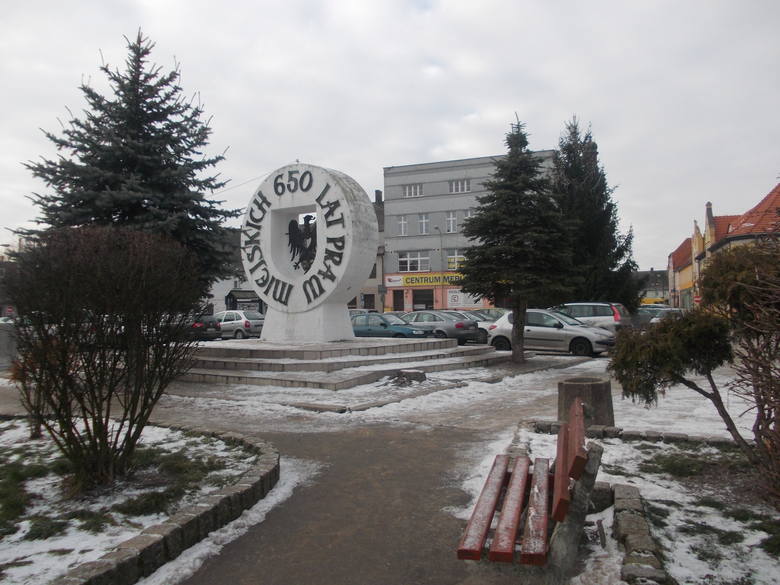 Drezdenko: Miasto szykuje się do zmian na placu Wileńskim. A jak widzą ten plac mieszkańcy?