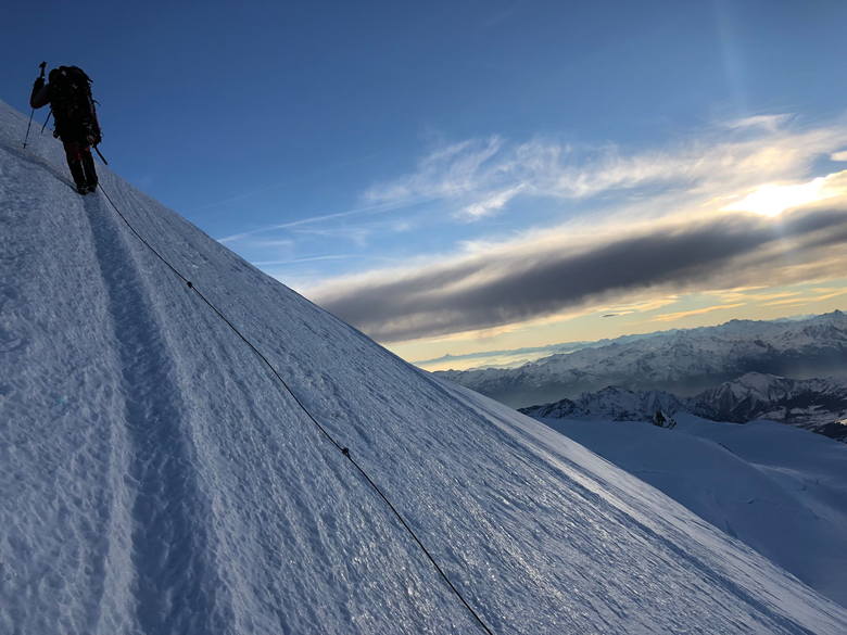 Skierniewiczanin zdobył alpejski szczyt Zumsteinspitze z pasma Monte Rosa<br /> 
