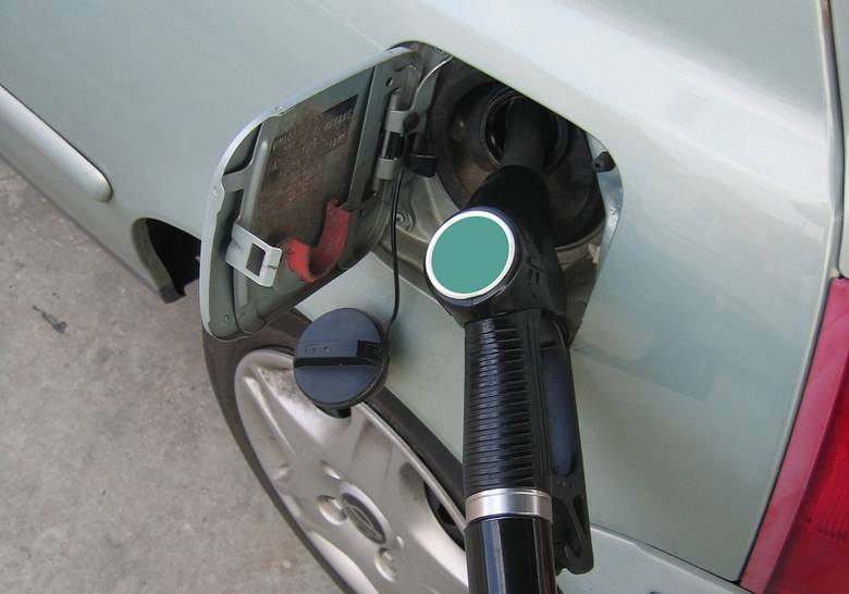 W pierwszym kwartale 2019 roku Kancelaria Sejmu planuje ogłosić przetarg na zakup paliwa do samochodów służbowych. Orientacyjna wartość zamówienia to 1 707 000 zł.