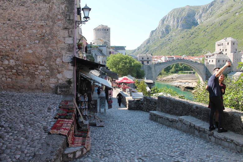 A to już Mostar ze słynnym mostem.