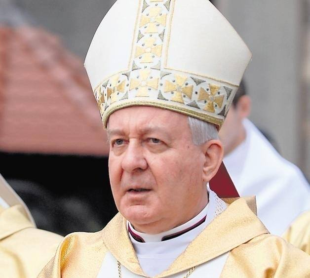 Ks. Tadeusz Isakowicz-Zaleski mówi, że różne skandale w Kościele nadal nie są wyjaśnione, m.in. molestowanie kleryków przez abpa Juliusza Paetza. - „Mafia
