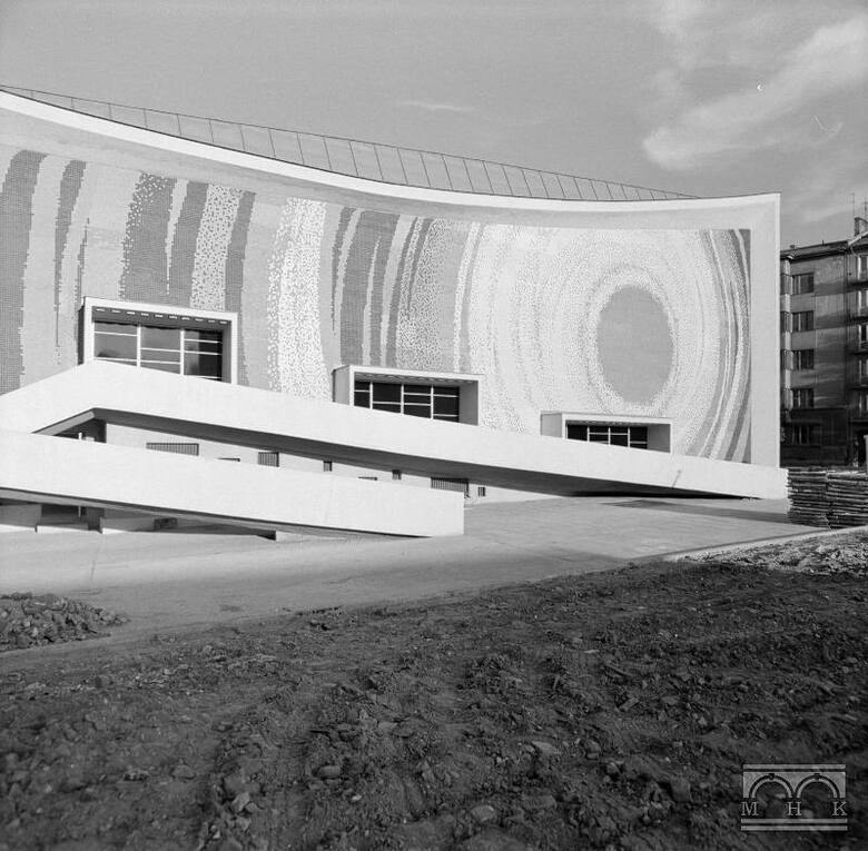 Kino Kijów, budowane w latach 1962-1967