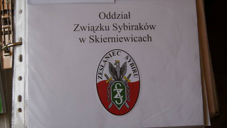 Księga Oddziału Związku Sybiraków w Skierniewicach tworzona cały czas przez Wiesławę Maciejak.