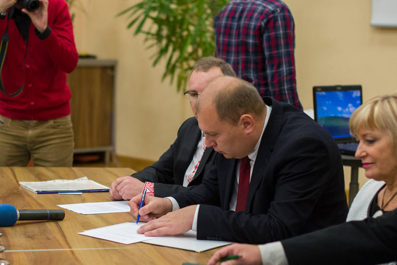 Popisanie umowy o współpracy z ukraińskim powiatem Bohoduchiw