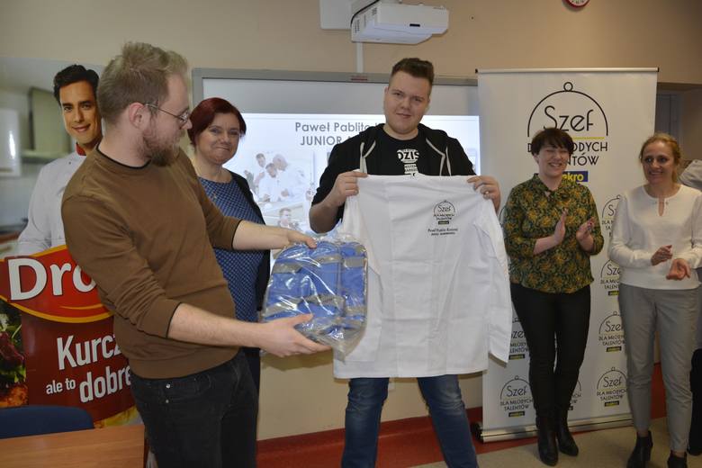 Uczniowie ZSP nr 3 w Łowiczu szkolili się w ramach programu "Szef dla młodych talentów" [ZDJĘCIA]