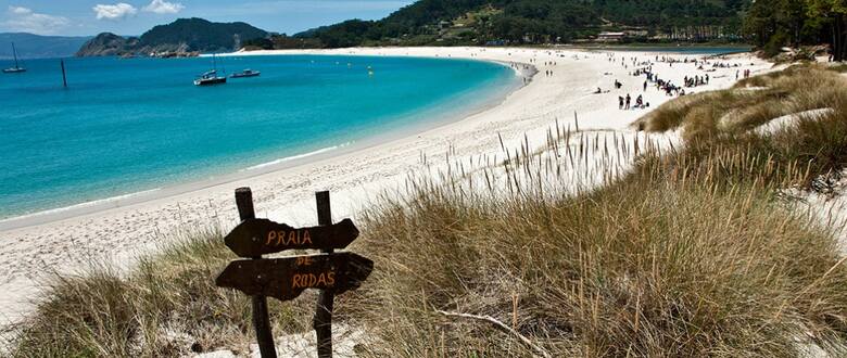 Rodas w galicyjskim Vigo – brytyjski „The Guardian uznał ją za najpiękniejszą plażę świata