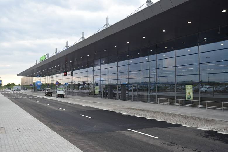 To była najdłuższa feta na lotnisku w Pyrzowicach. Trwała bowiem od rana do nocy. 18 czerwca 2015 w Katowice Airport podsumowano warte 500 mln zł inwestycje inwestycje. 