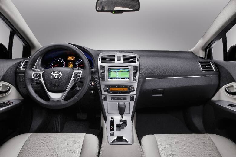 Toyota Avensis 2012, Fot: Toyota