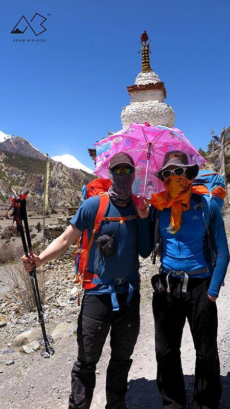 Wyprawa w Himalaje, droga na Tilicho Peak w pobliżu Annapurny, szczyt o wysokości 7134 m n.p.m., 2017 rok