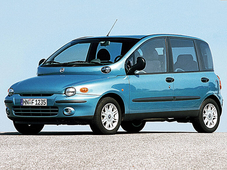 Fiat Multipla1999–2005 r.Cena: 7000 – 14 000 złFot. Fiat