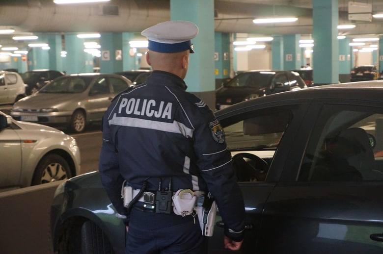 Policjanci nie dopuścili do nielegalnego wyścigu na Muchowcu