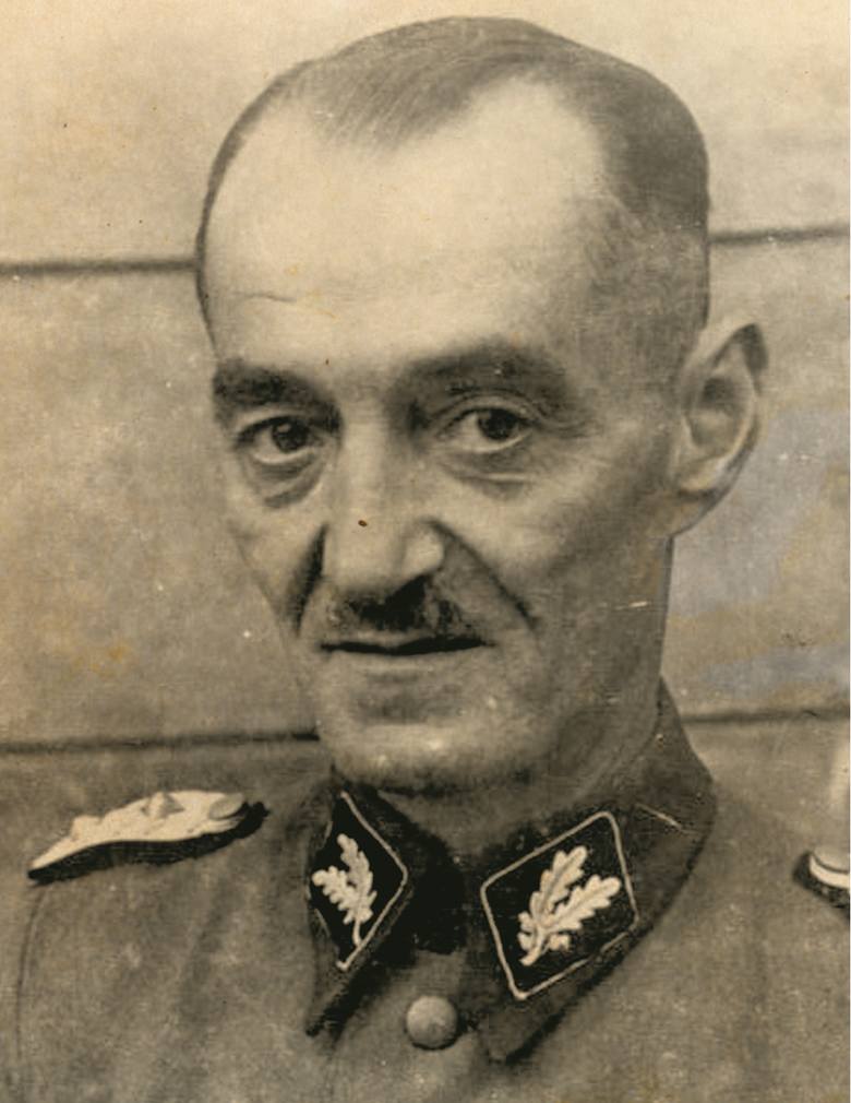Oskar Dirlewanger (1895-1945)Urodził się w Würzburgu. Do armii trafił już w 1913 r. Służył jako strzelec CKM. Za swoją służbę w czasie I wojny światowej