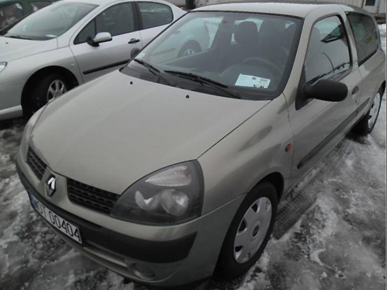 Renault Clio 1.2 z 2001 r. za 8800 zł