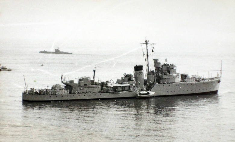 Od 1953 r. do 1976 r.  dawny Ślązak, służył w marynarce indyjskiej i nazywał się Godavari.