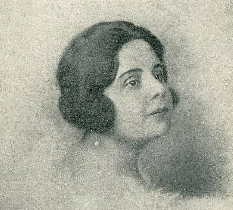 Ada Sari, polska śpiewaczka operowa, aktorka, pedagogWłaściwie Jadwiga Szayer (1886 - 1968). Urodziła się w Wadowicach. Gdy miała 3 lata, ojciec jej