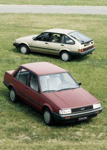 Fot. Toyota: Po tym sukcesie w 1983 r. przedstawiono 5. generację, która miała już napęd na przednie koła.