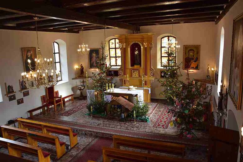 Remont kościoła w Różankach trwał 9 lat. W tym czasie etapami wyremontowano cały kościół.