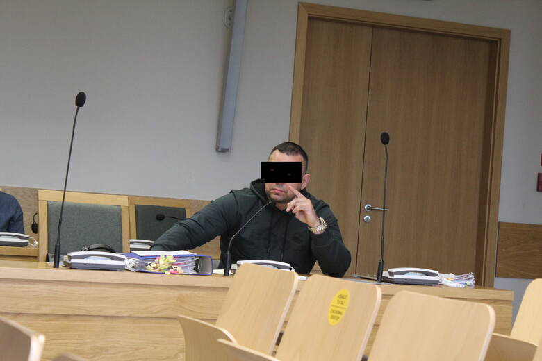 Karę 4 lat odsiadki za kierowanie zbrojnym gangiem usłyszał (16 września) Zbigniew Ś. ps. Pyza. Proces w tej sprawie toczył się przed Sądem w Krakowie