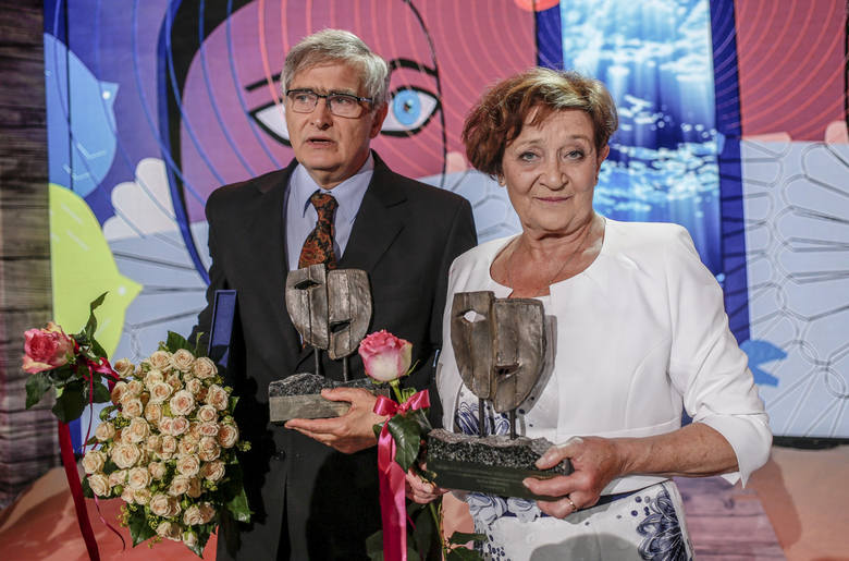 Laureaci Wielkiej Nagrody Festiwalu: Ewa Dałkowska i Olgierd Łukaszewicz, który powiedział m.in.: - Z Ewą różnimy się politycznie, ale pozostajemy dla siebie źródłem artystycznej kreacji  <br /> <br /> <br /> 