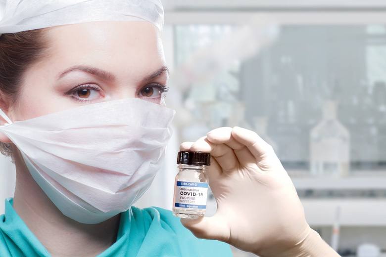 Mieszkańcy skarżą się na szczepienia w Zaborze. „Lekarz manipuluje kolejką” – twierdzą Czytelnicy