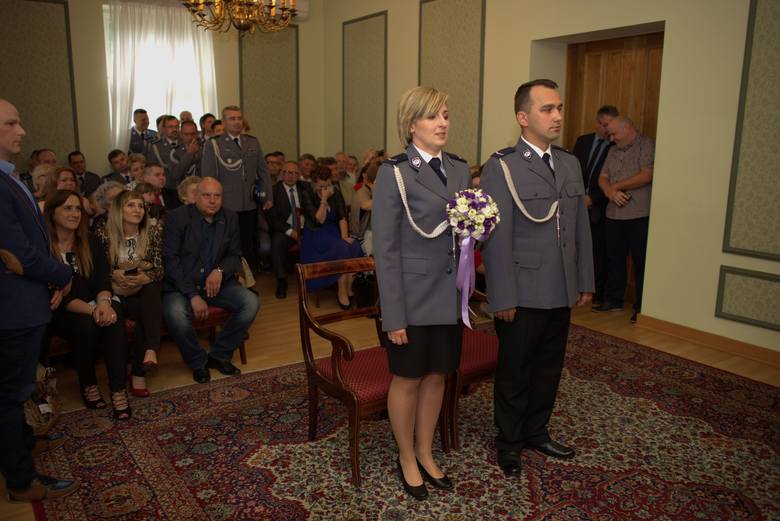 Ślub policjantów w Skierniewicach