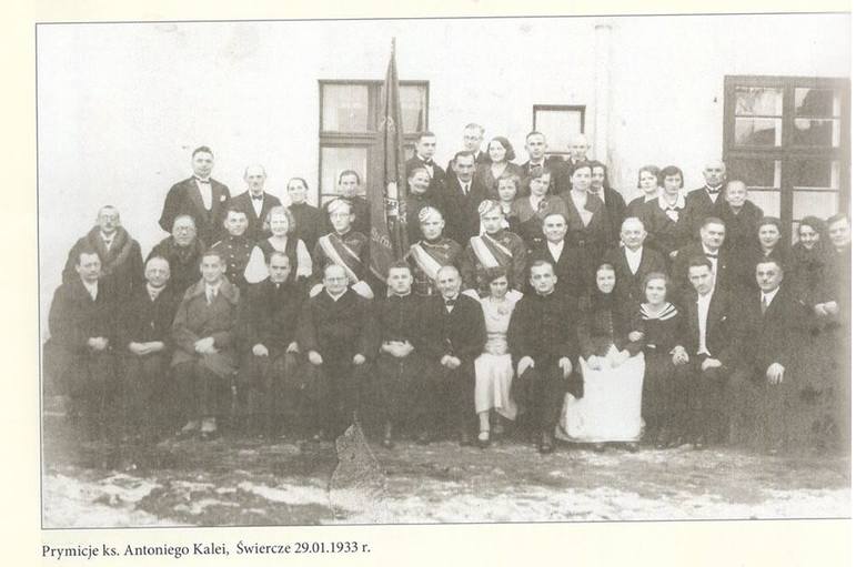 Prymicje ks. Antoniego Kalei w Świerczu w 1933 r. Studia księdza Kalei sponsorował Jan Henryk von Studnitz.