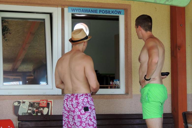 Sprawdzamy, czego mogą spodziewać się turyści, którzy wybiorą się na weekend nad Jezioro Chełmżyńskie