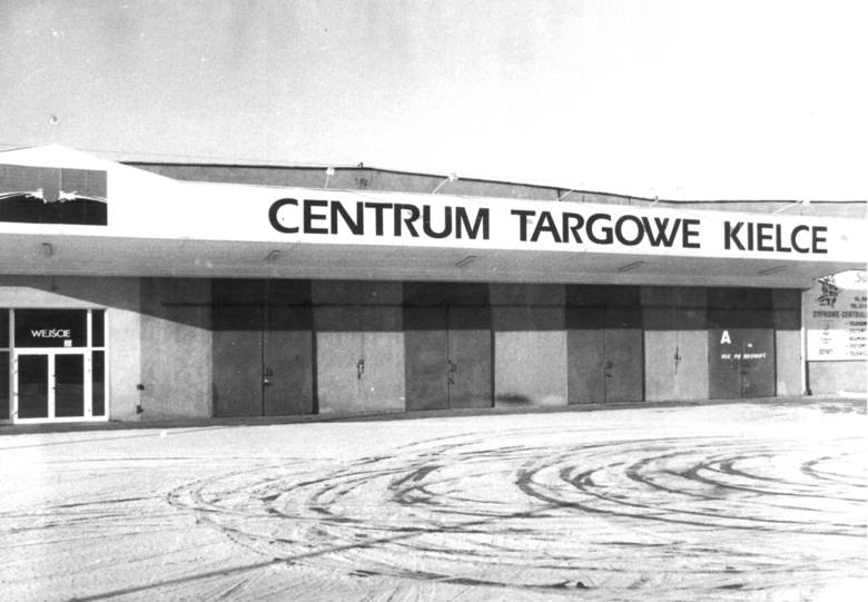 Pierwsza hala Centrum Targowego Kielce, 1992 r.