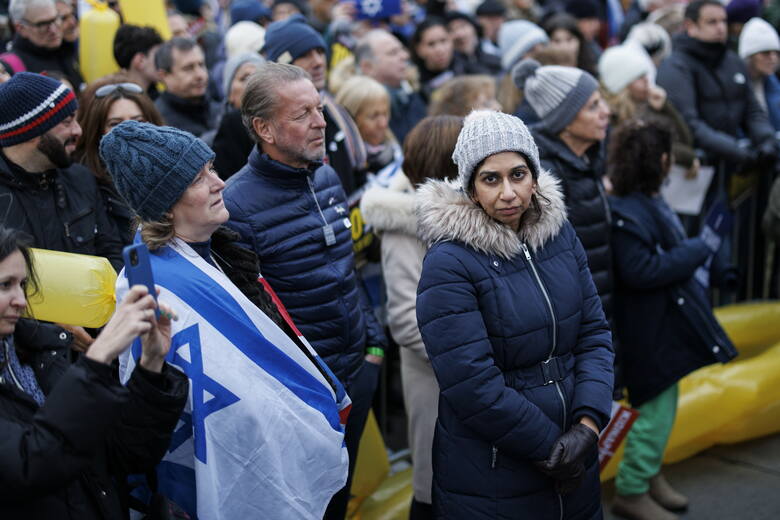 Wiec solidarności z Izraelem na Trafalgar Square. Ludzie domagali się uwolnienia zakładników