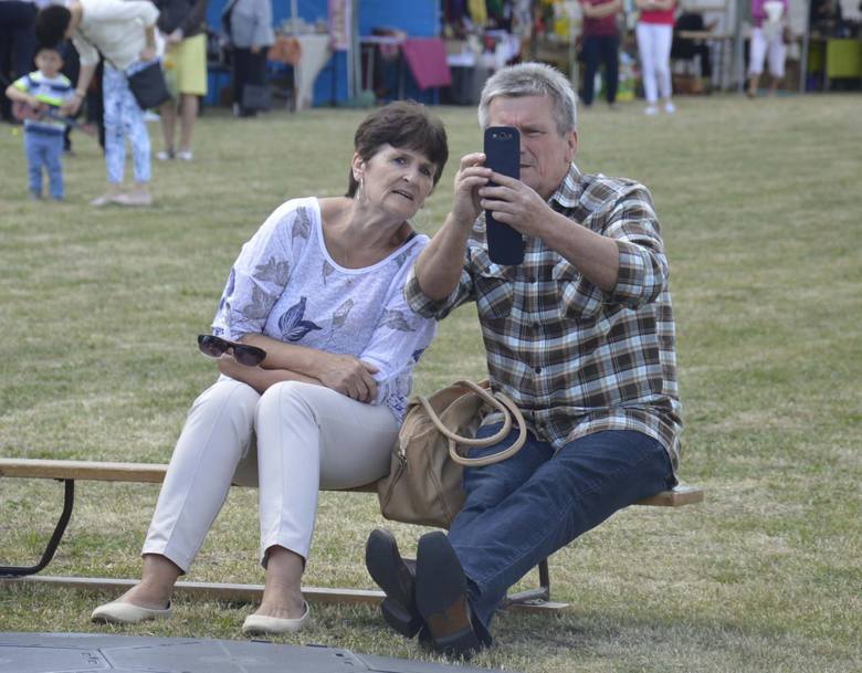 Piknik rodzinny w ZSP nr 2 w Łowiczu (Zdjęcia)