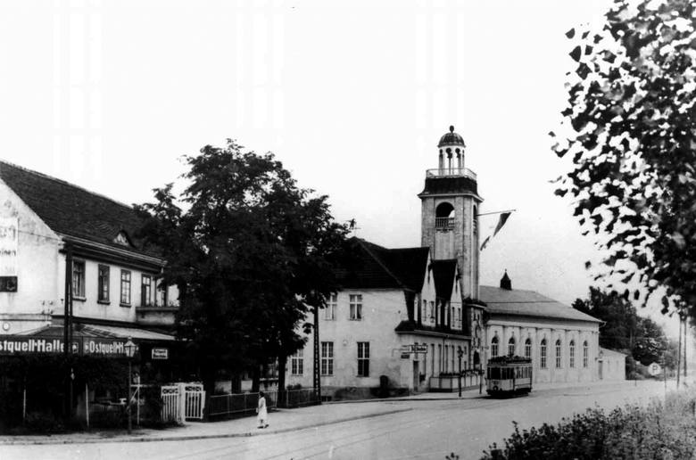 Tak dobrze znany nam dziś budynek kościoła NMP Królowej Polski przy ul. 1 Maja został zbudowany w 1775 roku jako... dom strzelecki (Schutzenhaus)