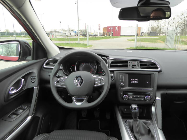 Renault KadjarFrancuski koncern zwlekał z wejściem do klasy kompaktowych SUV-ów. Kiedy zdecydował się na wejście do nowego segmentu, w pełni wykorzystał