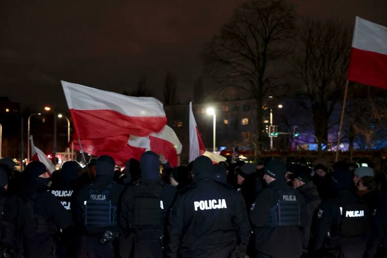 Konserwatywny magazyn „American Spectator” ocenił zmiany w mediach publicznych w Polsce.